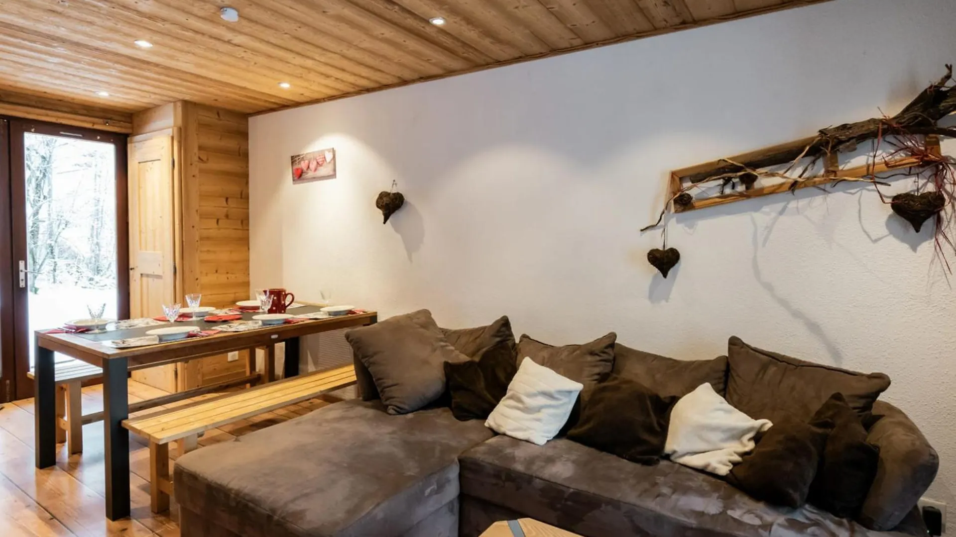 Apartment Bel Appartement 3 Pieces Avec Balcon, Proche Centre Chatel, Parking Et Connexion Wifi - Fr-1-676-119 France